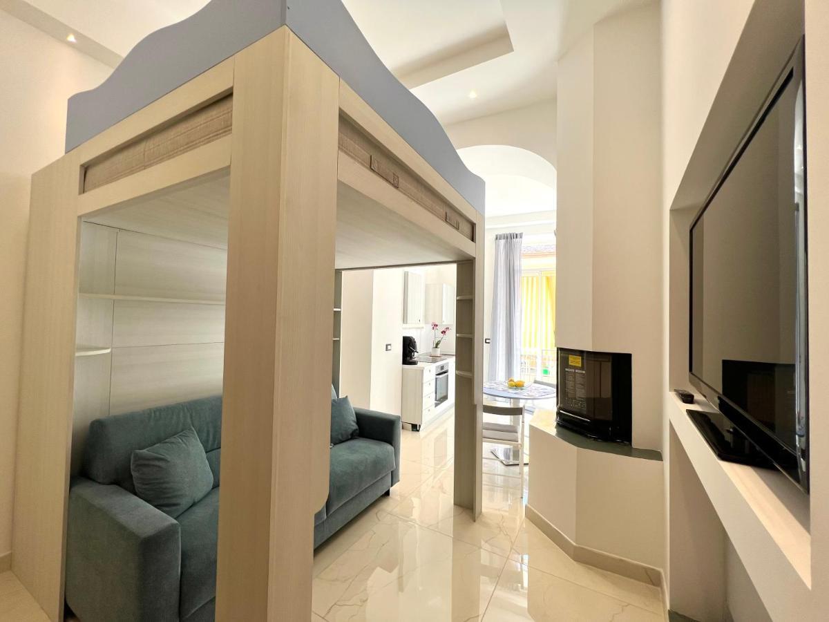 Lei Luxury Apartment Maiori Exterior foto