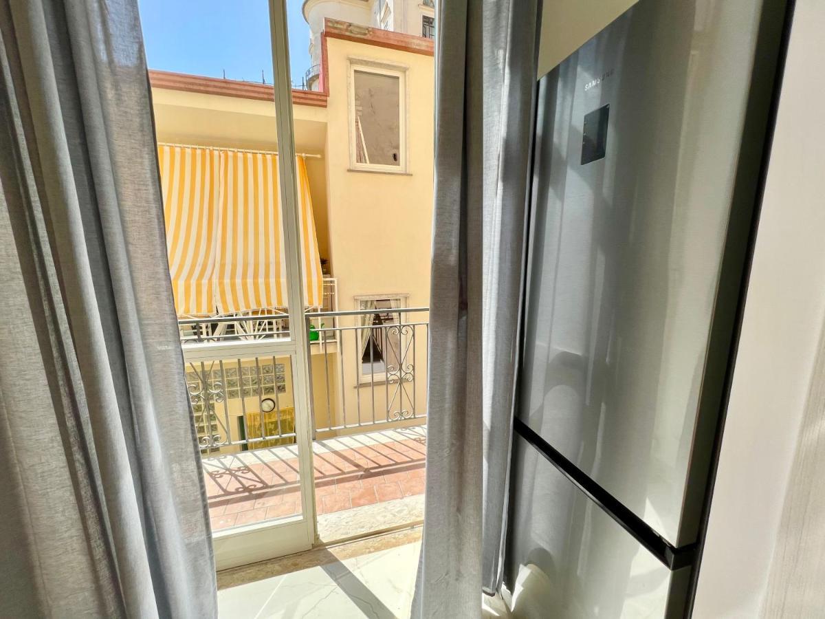 Lei Luxury Apartment Maiori Exterior foto